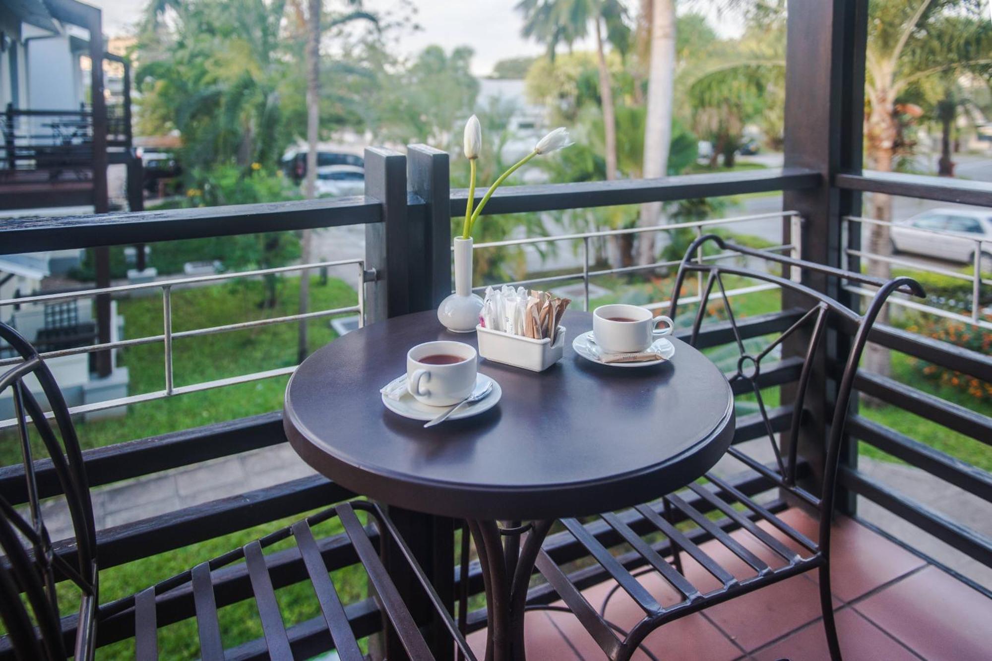Protea Hotel By Marriott Dar Es Salaam Oyster Bay Eksteriør bilde