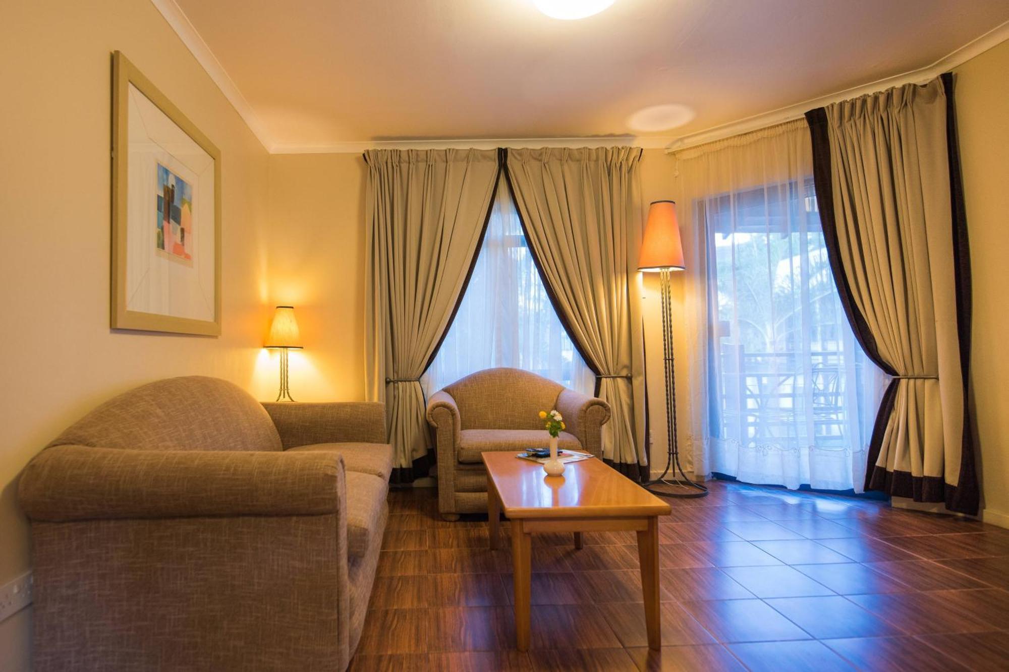 Protea Hotel By Marriott Dar Es Salaam Oyster Bay Eksteriør bilde